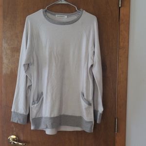 Thin sweatshirt